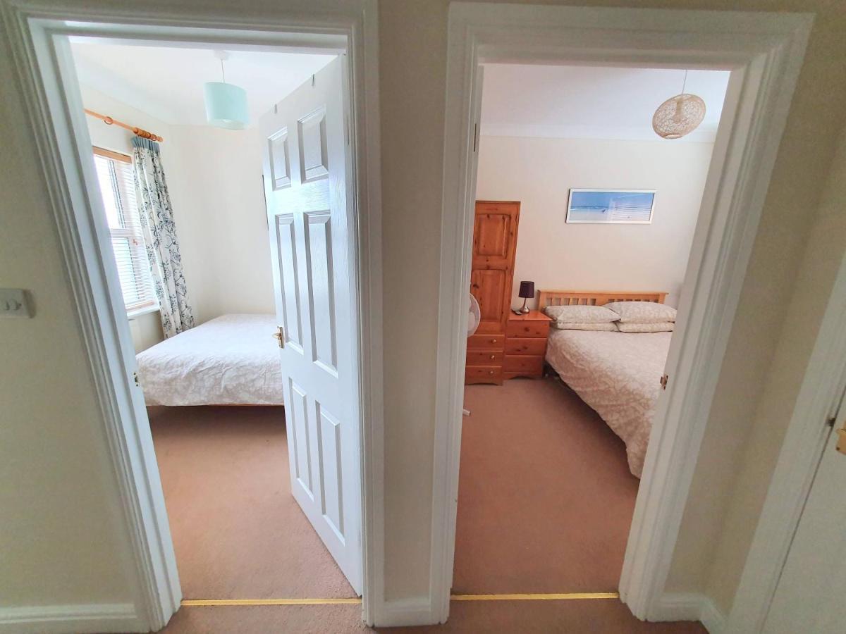 Friars Walk Houses With 2 Bedrooms, 2 Bathrooms, Fast Wi-Fi And Private Parking Sittingbourne Exterior foto